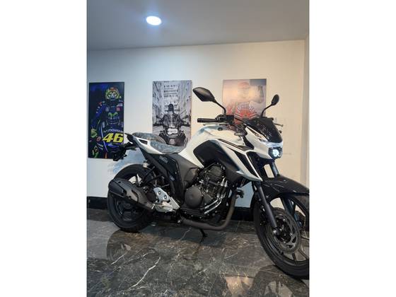 YAMAHA FZ25 FAZER CONNECTED ABS YAMAHA FZ25 FAZER CONNECTED ABS